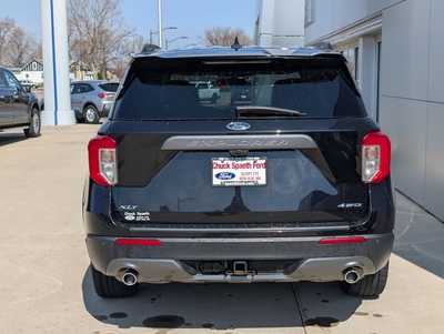 2022 Ford Explorer, $24900. Photo 4