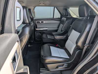 2022 Ford Explorer, $24900. Photo 8