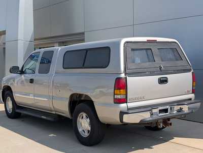 2004 GMC 1500 Ext Cab, $6904. Photo 3