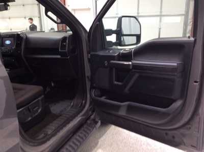 2020 Ford F150 Crew Cab, $28900. Photo 8