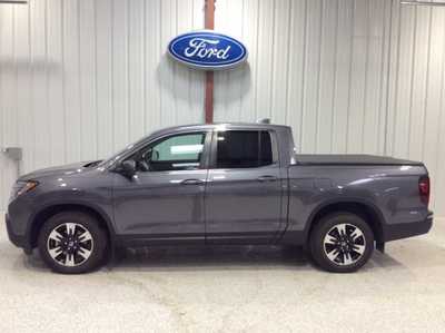 2020 Honda Ridgeline, $25900. Photo 4