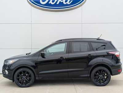 2018 Ford Escape, $15900. Photo 2