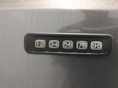 2013 Ford F350 Crew Cab, $25900. Photo 8