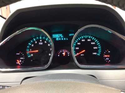 2010 Chevrolet Traverse, $6900. Photo 11