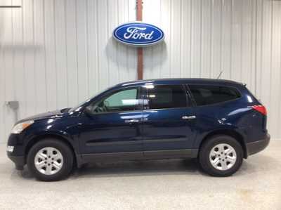 2010 Chevrolet Traverse, $6900. Photo 4