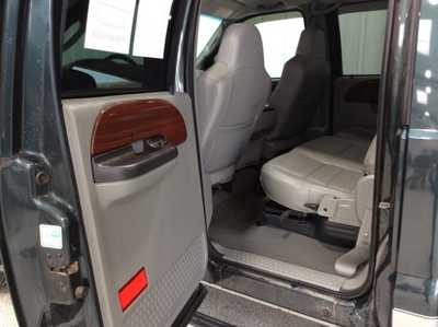 2006 Ford F350 Crew Cab, $19906. Photo 9