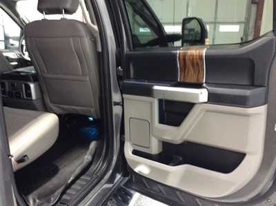 2019 Ford F150 Crew Cab, $31500. Photo 12