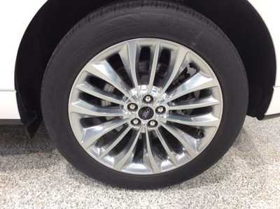 2022 Ford Edge, $32900. Photo 8