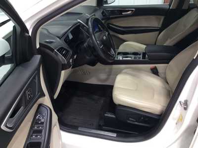 2022 Ford Edge, $32900. Photo 9