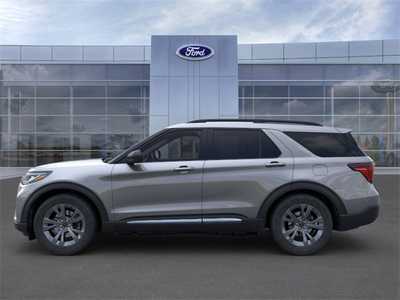 2025 Ford Explorer, $45772. Photo 6