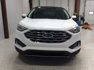 2022 Ford Edge, $28900. Photo 2