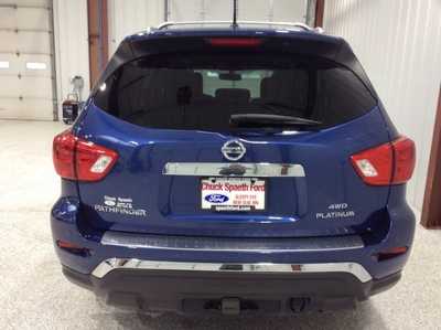 2018 Nissan Pathfinder, $13900. Photo 5