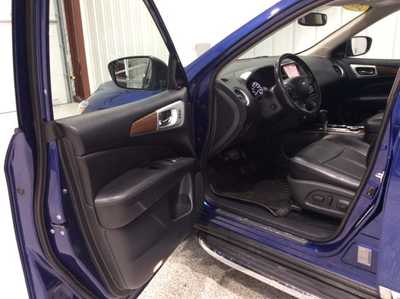 2018 Nissan Pathfinder, $13900. Photo 9
