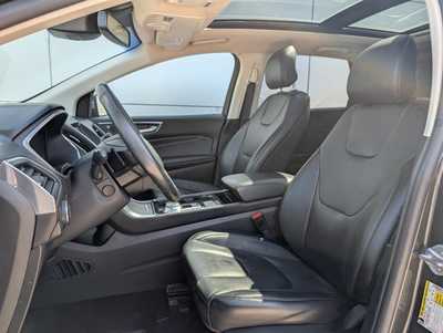2019 Ford Edge, $16900. Photo 11