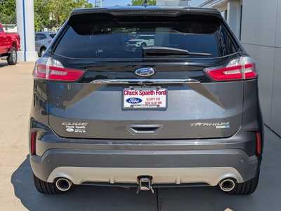2019 Ford Edge, $16900. Photo 4