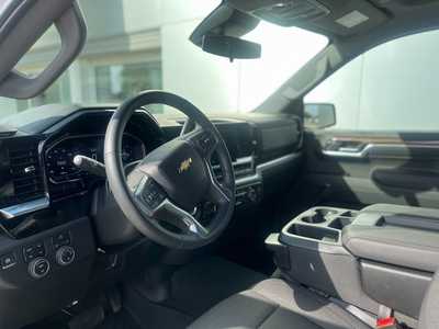 2024 Chevrolet 1500 Crew Cab, $44900. Photo 9