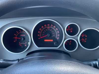 2011 Toyota Tundra Crew Cab, $18900. Photo 12