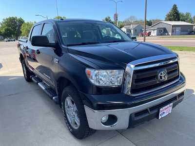 2011 Toyota Tundra Crew Cab, $18900. Photo 3