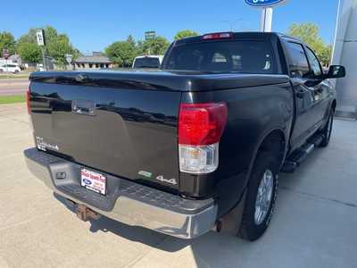 2011 Toyota Tundra Crew Cab, $18900. Photo 4