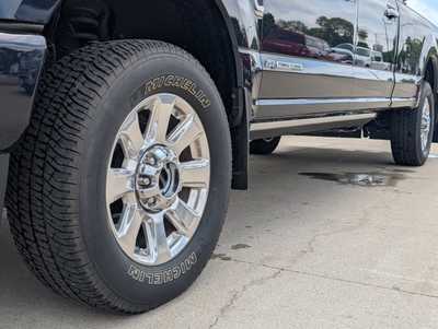 2022 Ford F350 Crew Cab, $82500. Photo 9