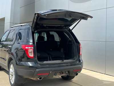 2013 Ford Explorer, $14913. Photo 4