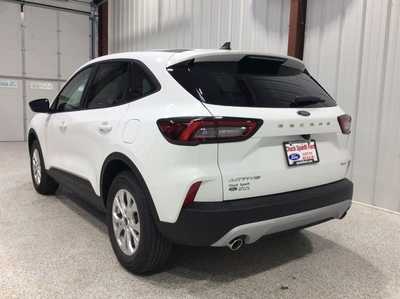 2025 Ford Escape, $34603. Photo 3