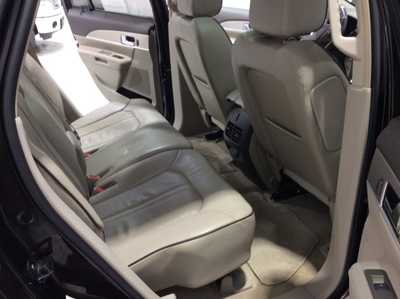 2013 Lincoln MKX, $13913. Photo 12