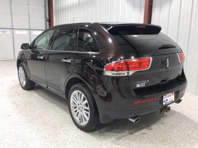 2013 Lincoln MKX, $13913. Photo 5