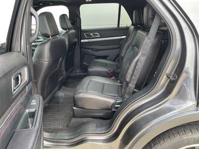 2018 Ford Explorer, $19900. Photo 8
