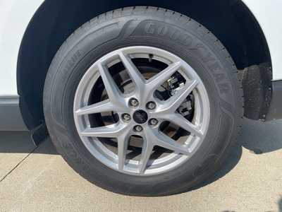 2023 Ford Edge, $31923. Photo 7