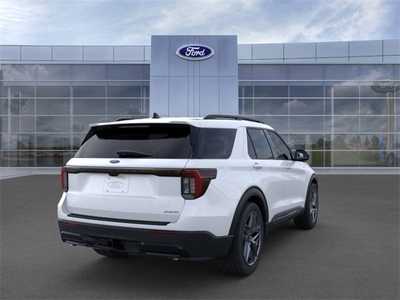 2025 Ford Explorer, $51806. Photo 8