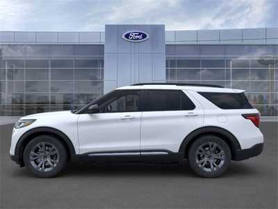 2025 Ford Explorer, $47895. Photo 6