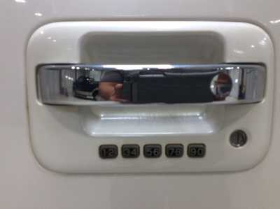 2013 Ford F150 Crew Cab, $11913. Photo 9
