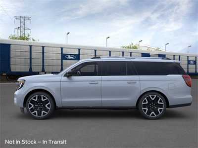 2025 Ford Expedition Max, $91384. Photo 3