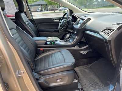 2017 Ford Edge, $11900. Photo 8