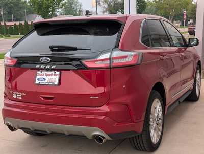 2022 Ford Edge, $37900. Photo 5