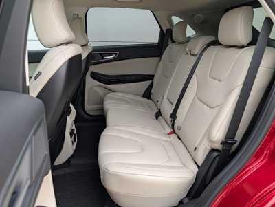 2022 Ford Edge, $37900. Photo 8