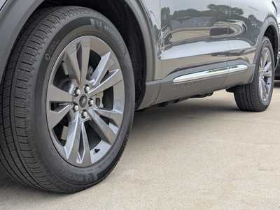 2025 Ford Explorer, $. Photo 8