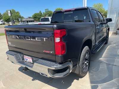2022 Chevrolet 1500 Crew Cab, $35900. Photo 4