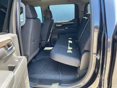 2022 Chevrolet 1500 Crew Cab, $35900. Photo 8