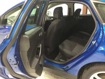 2018 Ford Focus, $13918. Photo 12