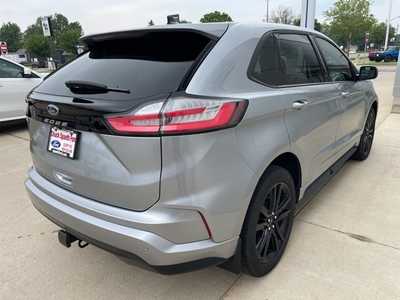 2024 Ford Edge, $35900. Photo 4