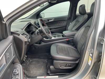2024 Ford Edge, $35900. Photo 8