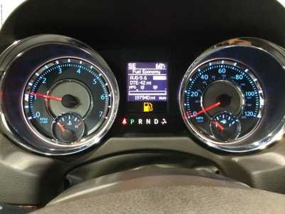 2015 Chrysler Town & Country, $5900. Photo 10