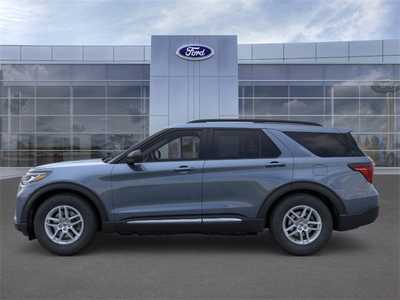 2025 Ford Explorer, $42347. Photo 3