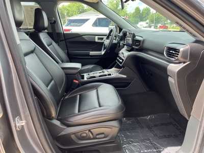 2022 Ford Explorer, $32922. Photo 8