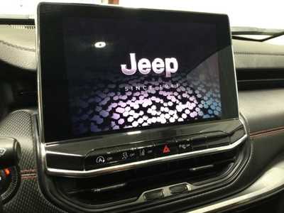 2022 Jeep Compass, $23900. Photo 9