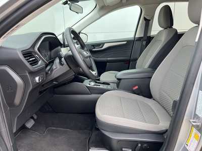 2022 Ford Escape, $24900. Photo 11