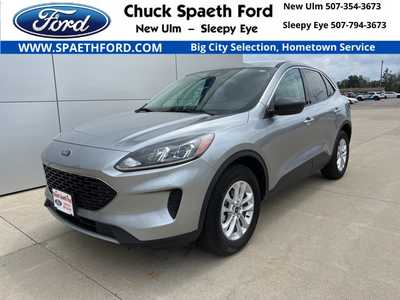 2022 Ford Escape, $24900. Photo 1