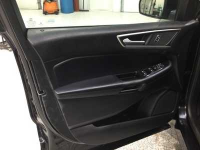2016 Ford Edge, $12900. Photo 9